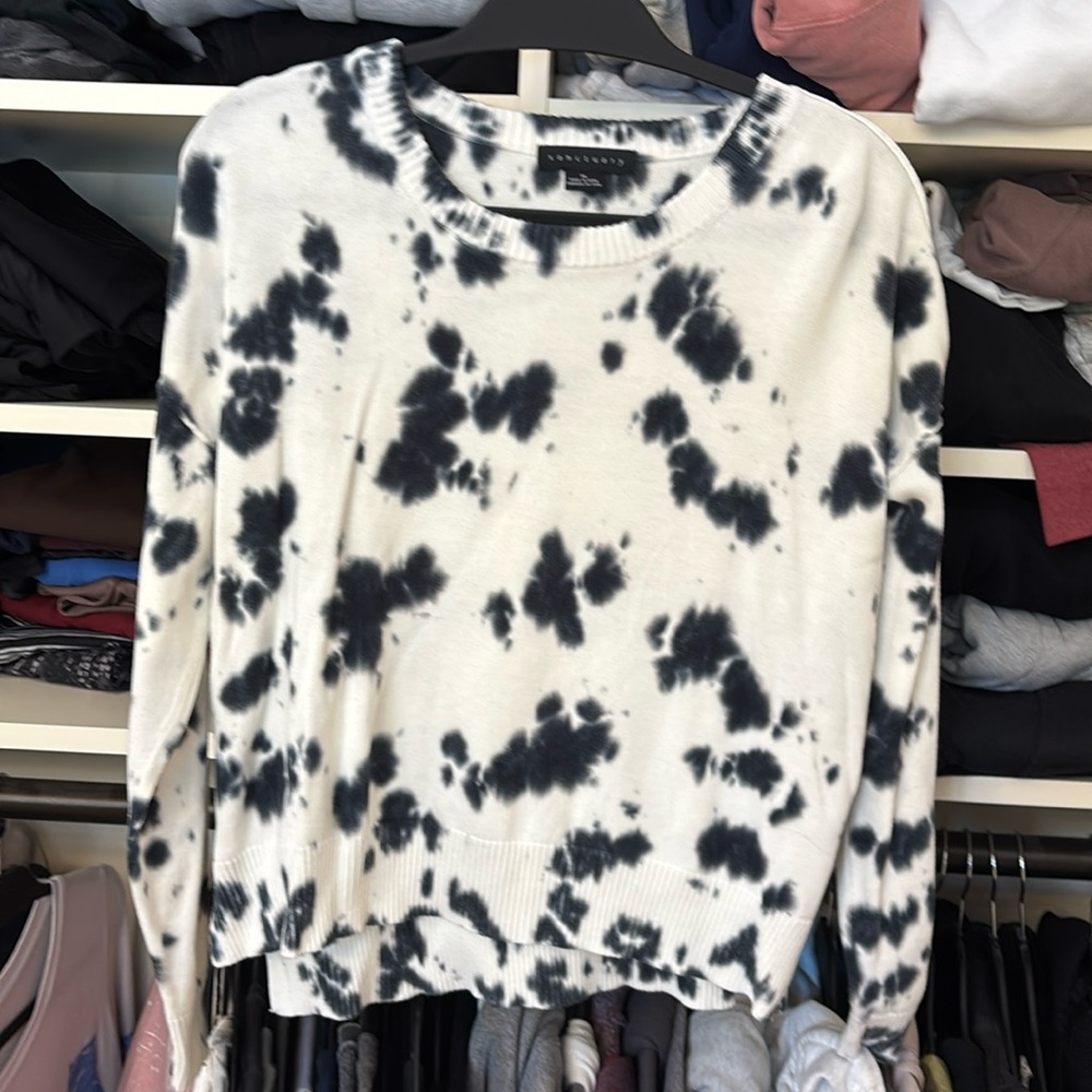 White and black sanctuary sweater